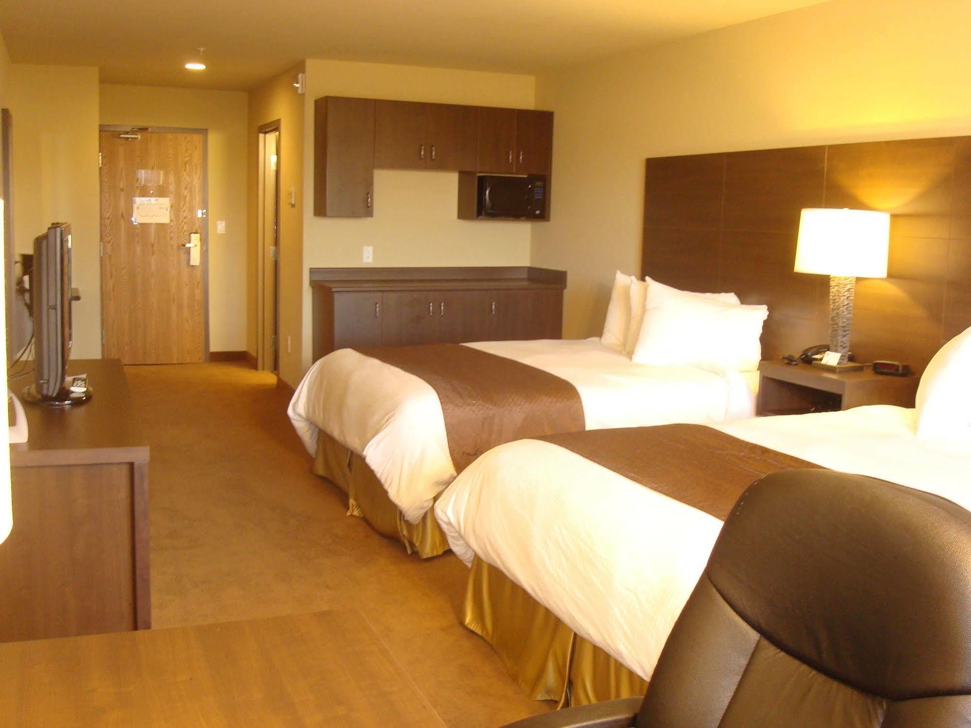 BEST WESTERN PLUS Saint John Hotel&Suites Exterior foto
